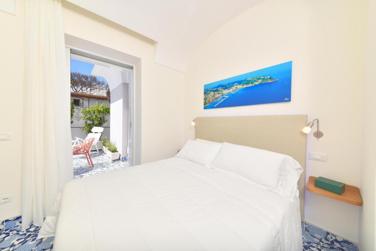 Ischia Mavilan Luxury Apartments Ngoại thất bức ảnh